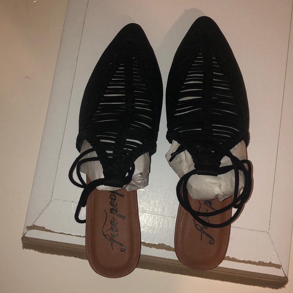 Free People Dana Pointed Flat